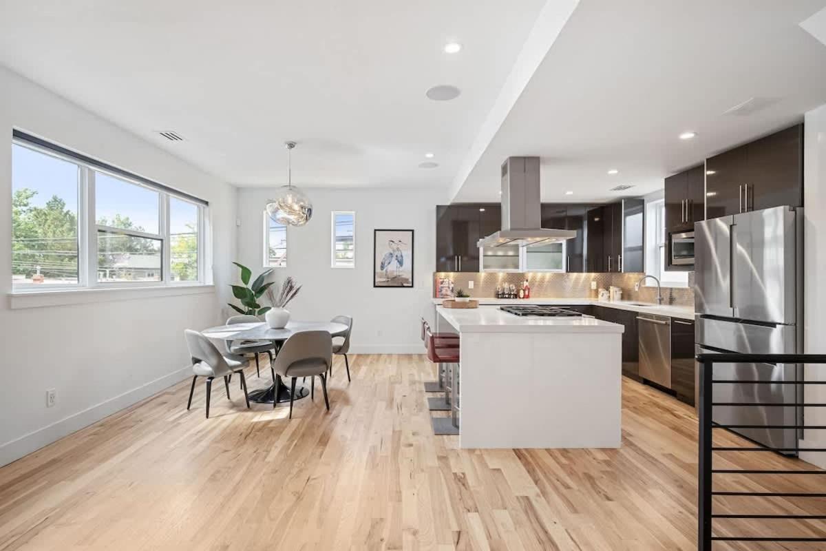 3br Luxury Lohi Townhome Rooftop Views Sleeps 6 Family Denver