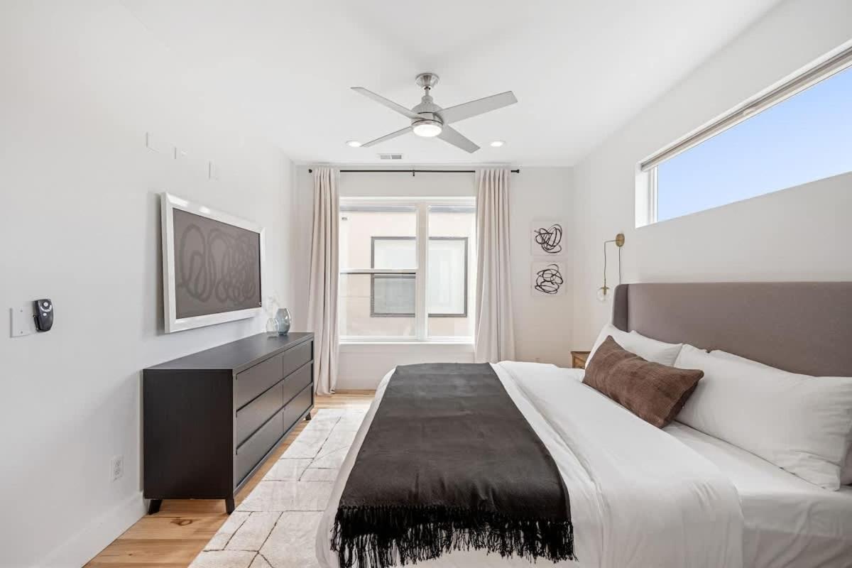 3br Luxury Lohi Townhome Rooftop Views Sleeps 6 Family Denver