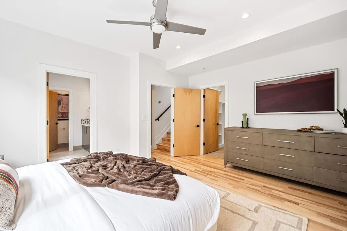 3br Luxury Lohi Townhome Rooftop Views Sleeps 6 Family Сasa de vacaciones *